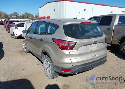 2017 Ford Escape S z USA, uszkodzony, nr VIN 1FMCU0F75HUE93910